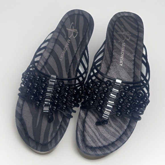 Shoes - B Maskowski Women's Black Thong Beaded Sandals Size 7M‎